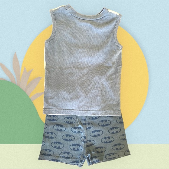 ** BATMAN SUMMER PAJAMA ** size T ** like new condition - Picture 3 of 5